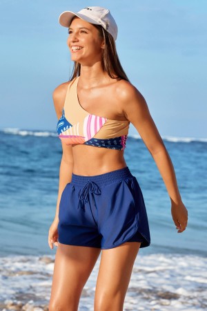 Buntes Patchwork-Ein-Schulter-Bikini-Top mit Boyshorts – Trendiger Stil