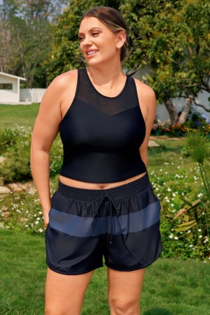 Schwarzes Plus-Size-Bikini-Oberteil mit Mesh-Ausschnitt und Racerback im Vintage-Stil mit Boyshorts im Set
